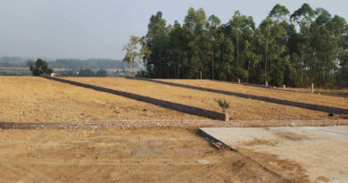 Đất đã bán gần 20 năm, chỉ có 2,5m mặt tiền có được tách thửa để sang tên?