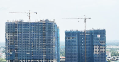 Dự án ở phường từng đông dân nhất Hà Nội nhiều lần lỡ hẹn, 3 tòa vẫn ngổn ngang