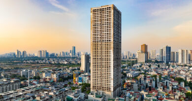 Tòa nhà chọc trời thuộc nhóm cao nhất Hà Nội bỏ hoang nhiều năm